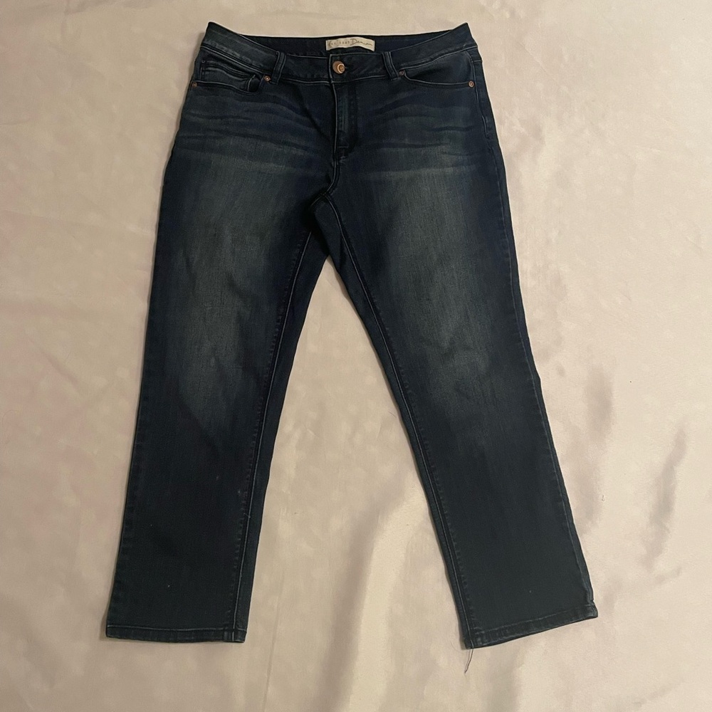 C Est. 1946 Contemporary Women’s Blue Cropped Jeans,‎  Subtle Fading, Size 10 - Picture 2 of 14